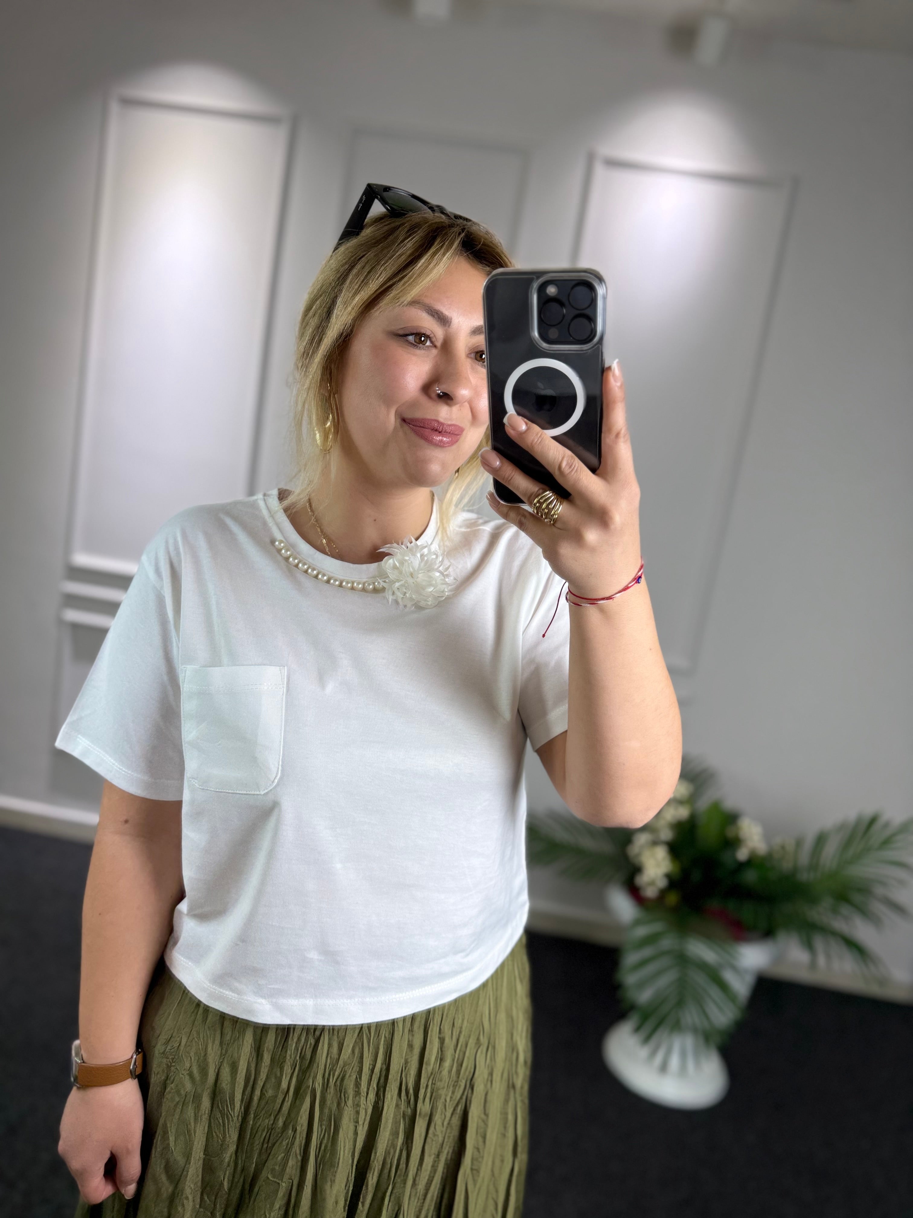 Tasarım Gül&İnci Detay Tshirt